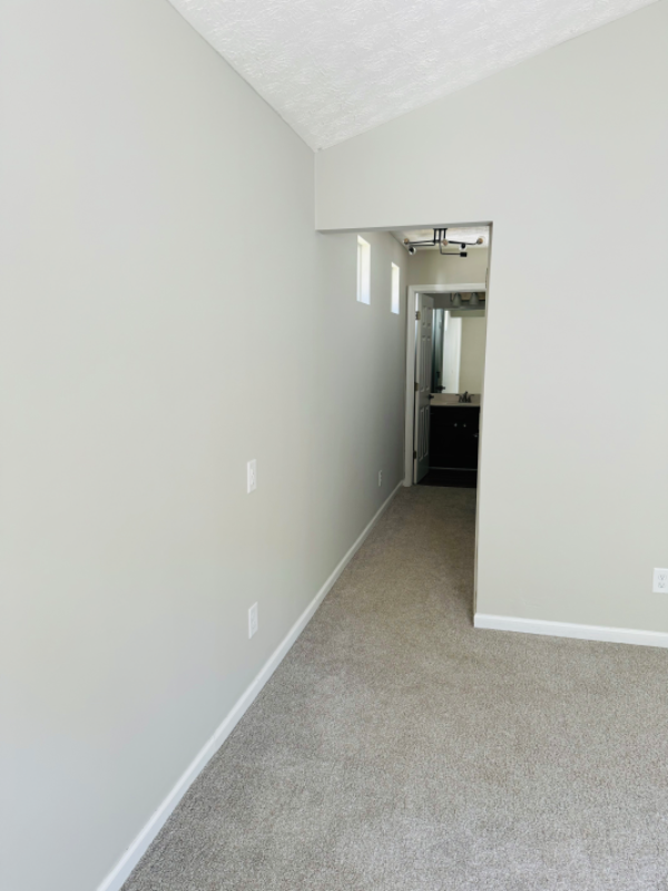 208 Oak Grove Way - Photo 7 of 50