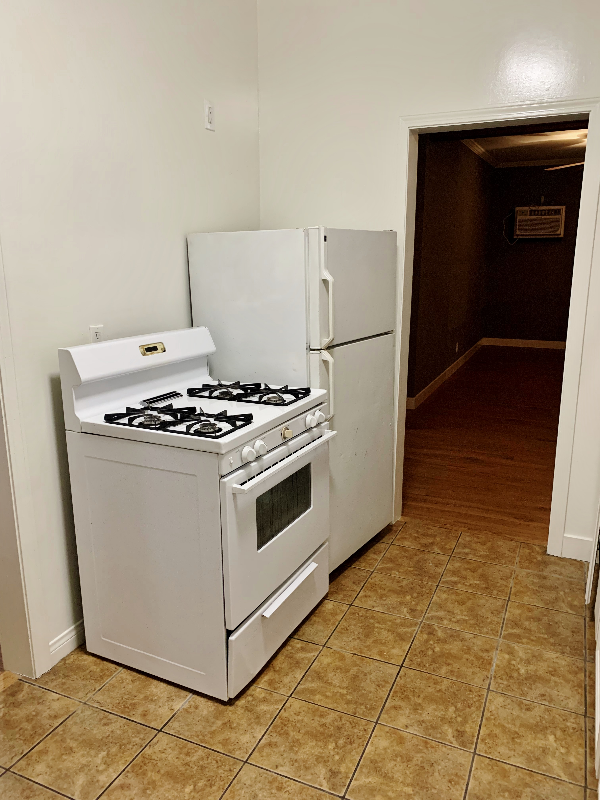 7964 Fountain Ave #17 - Photo 6 of 13