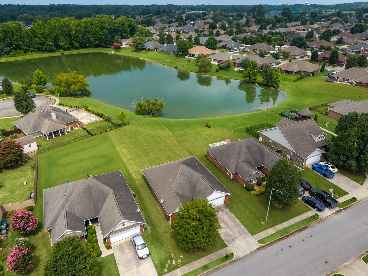 409 Summer Cove Circle Northwest - Photo 2 of 33
