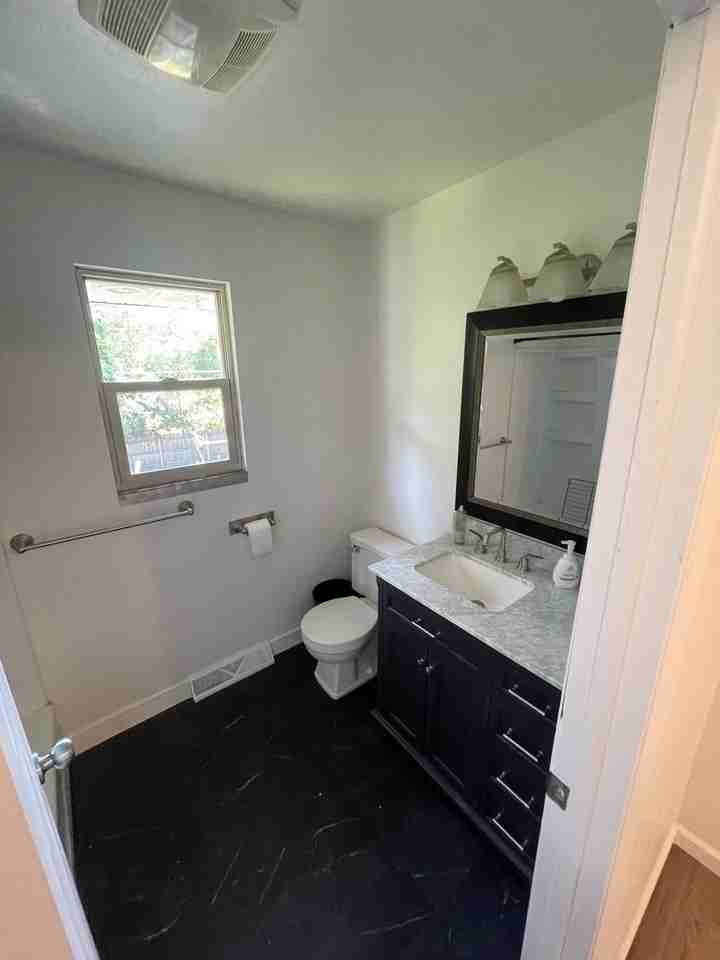 9309 Florence Dr - Photo 5 of 10