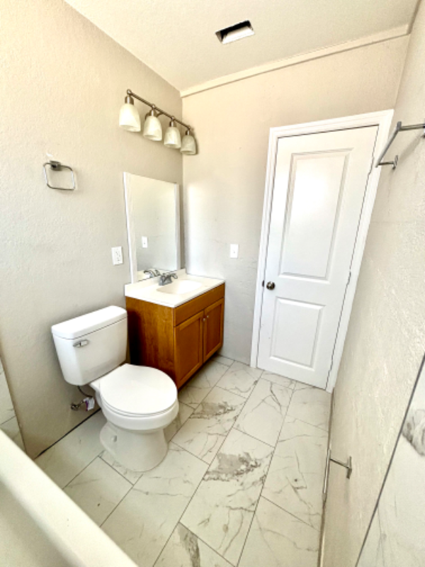 1007 37th St Nw #1 - Photo 6 of 16