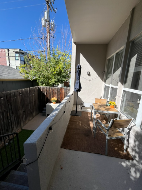 424 E 1st Ave #1C - Photo 5 of 11