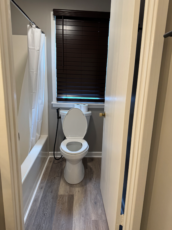 402 Hanshue St - Photo 5 of 11
