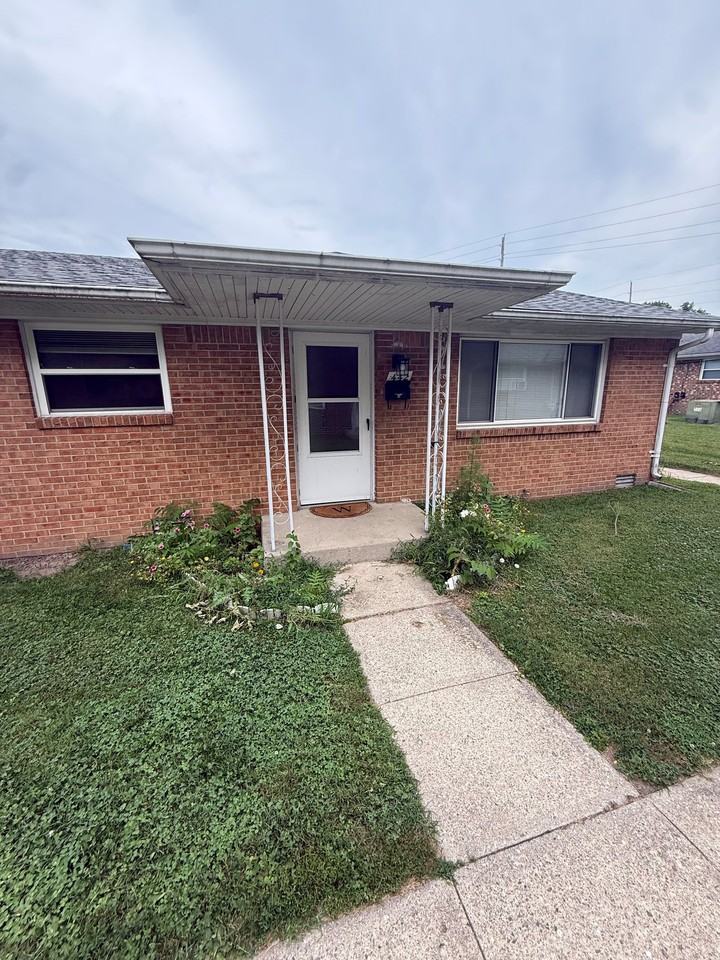 442 E Michigan St - Photo 2 of 10