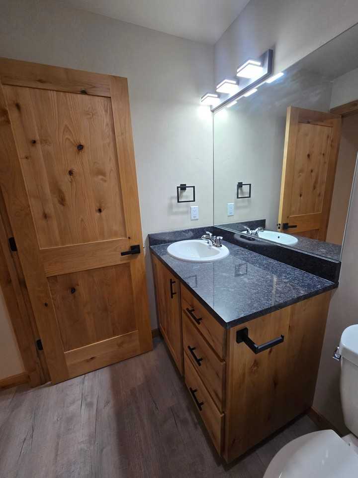1679 Montana St #D - Photo 3 of 8