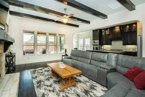 11461 La Salle Rd - Photo 4 of 21