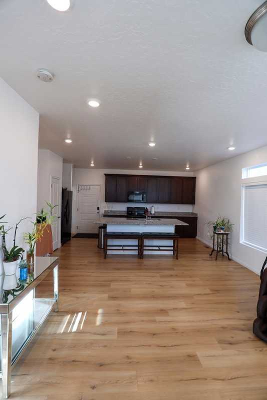 249 S Meadowbrook Ct - Photo 6 of 24