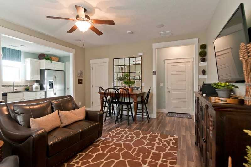 869 W Pantani Ct - Photo 2 of 9