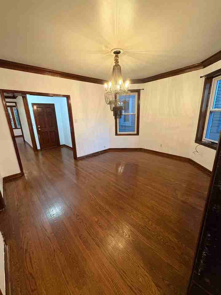 3041 W Leland Ave #1 - Photo 5 of 13