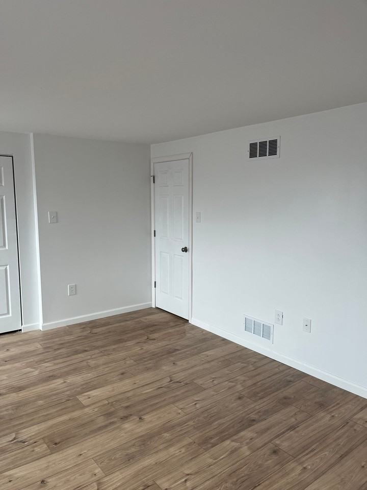 1131 Harmony Rd - Photo 2 of 13