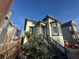 featured image of 3238 Adeline St #1