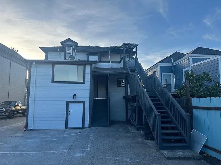 3238 Adeline St #1 - Photo 3 of 10
