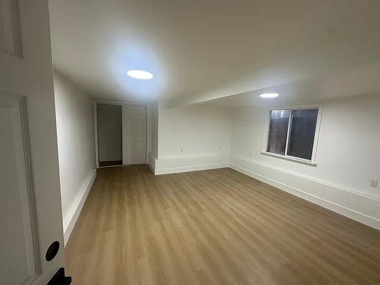 3238 Adeline St #1 - Photo 5 of 10