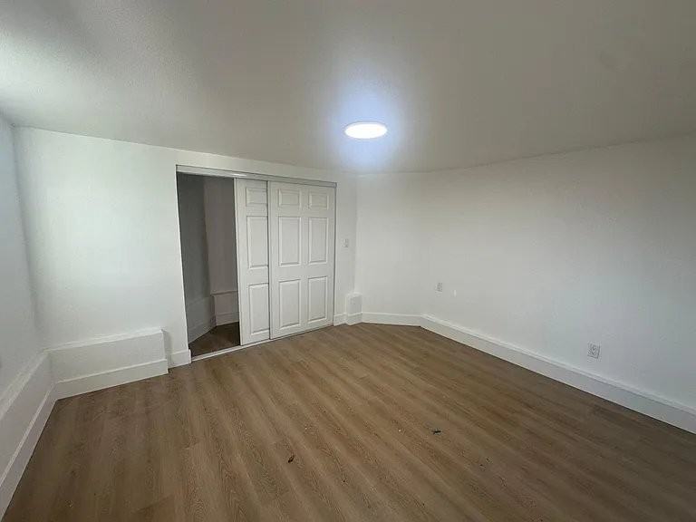 3238 Adeline St #1 - Photo 6 of 10