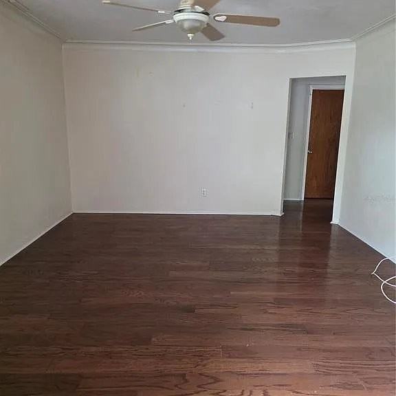 2444 37th St N - Photo 4 of 12