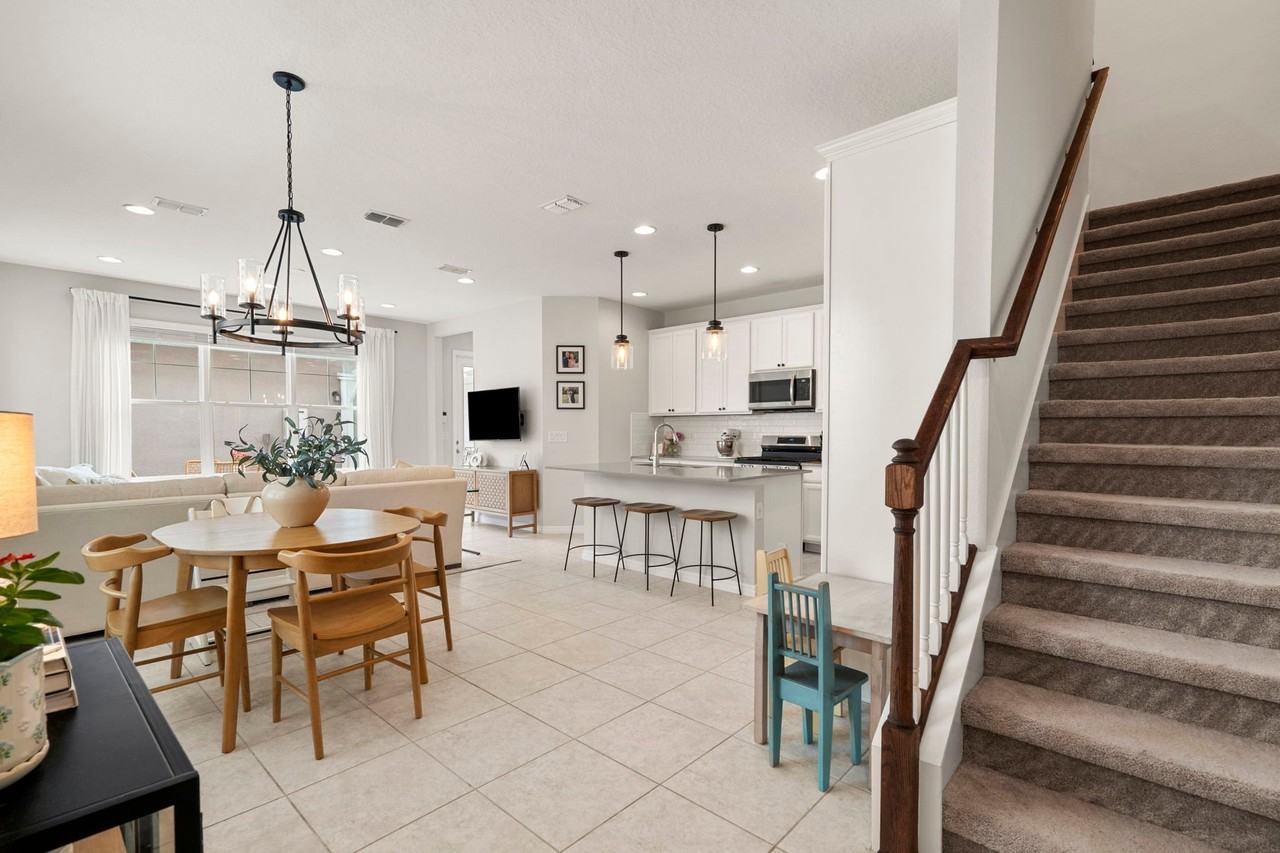 6320 Goldcoast Ave - Photo 6 of 20