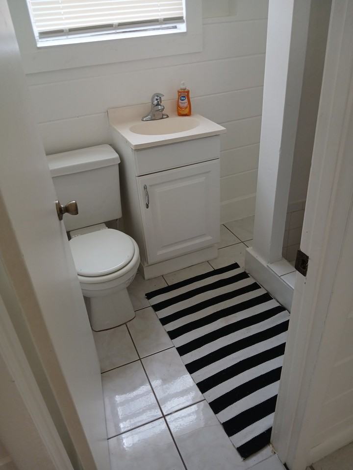 1615 N J St - Photo 5 of 6