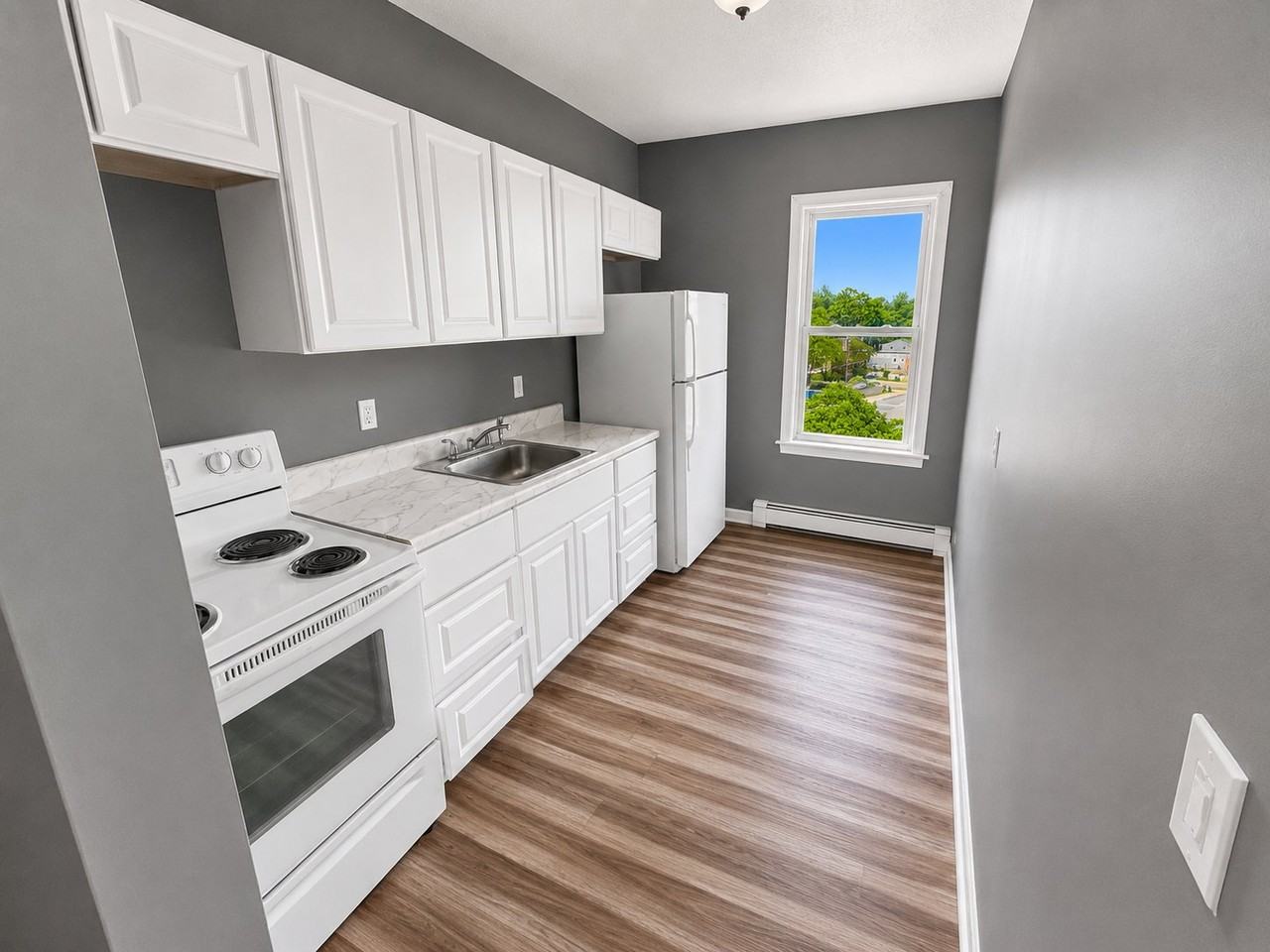 314 Bellevue St #3L - Photo 4 of 5
