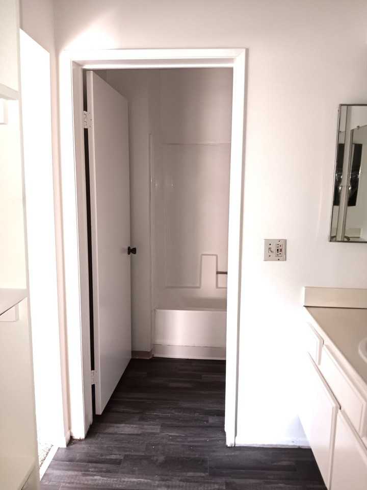 10965 Fruitland Dr #301 - Photo 7 of 16