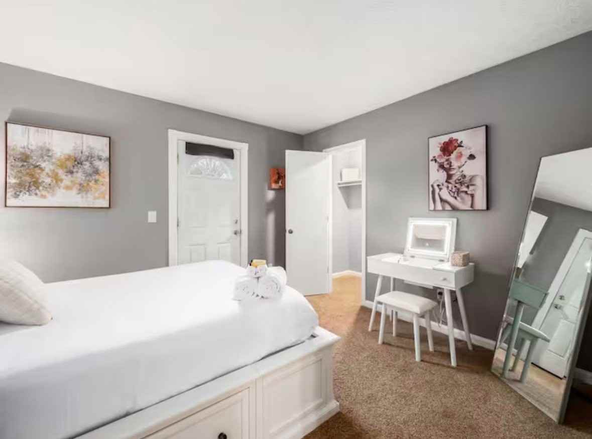 6262 Emberwood Rd - Photo 4 of 8