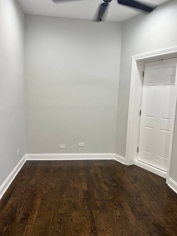 2840 W Fulton St #2F - Photo 6 of 8