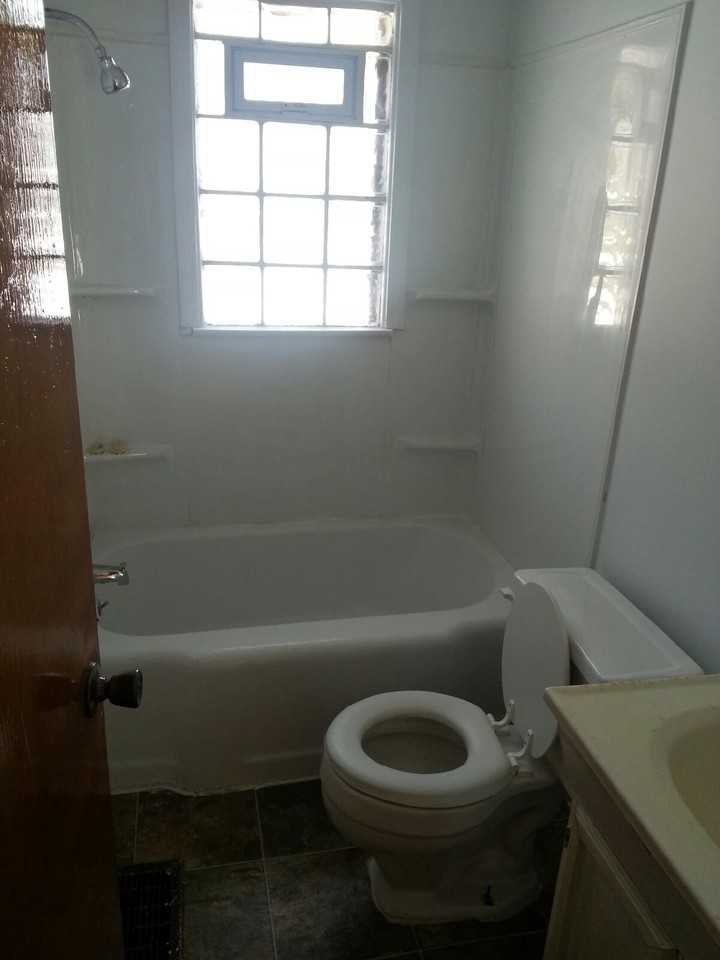 3207 N Bolton Ave - Photo 4 of 5