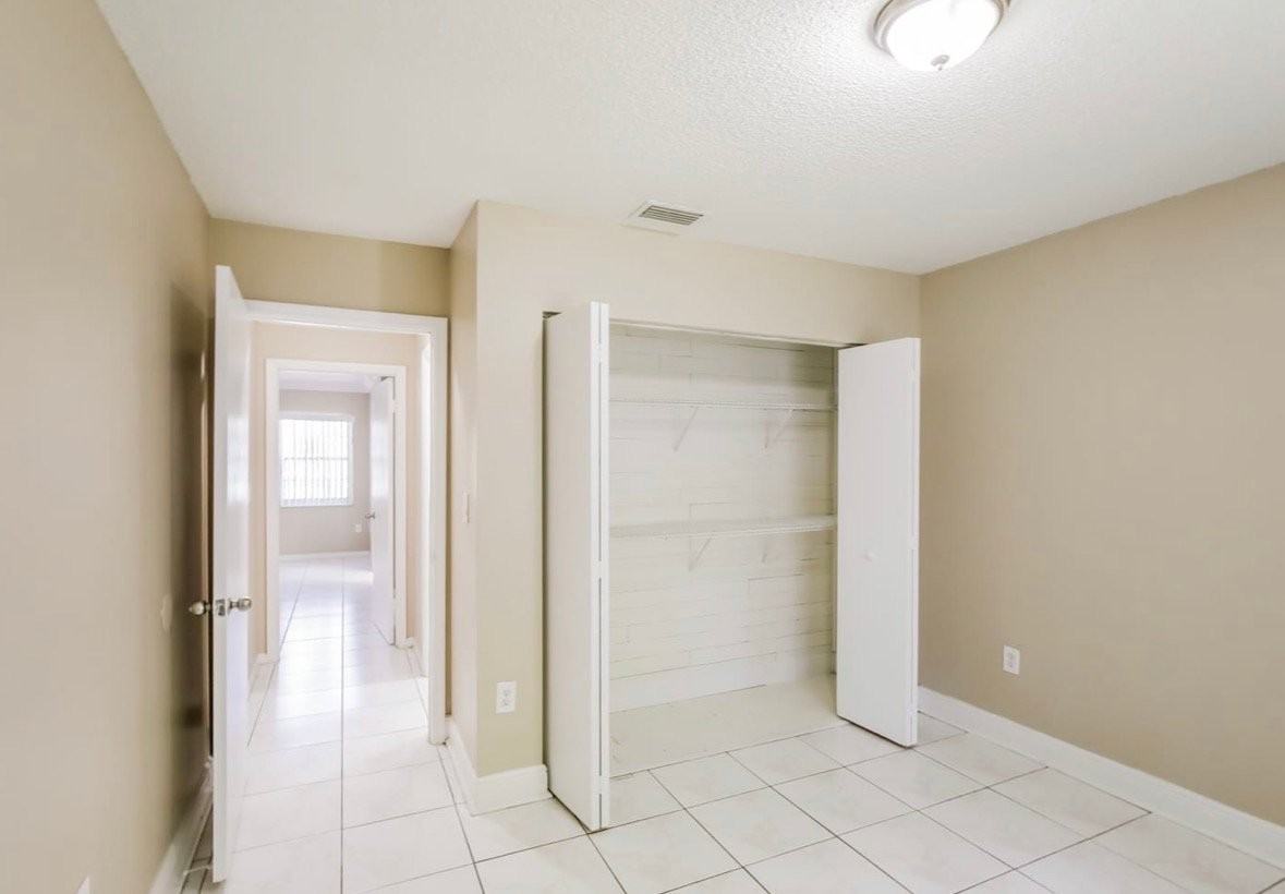 13743 Sw 181st St - Photo 6 of 8