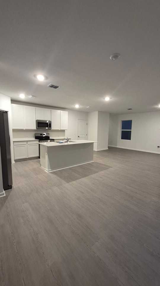 6220 Botticella Blvd - Photo 3 of 19