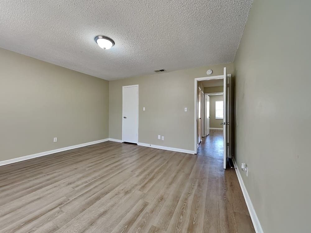 1619 E 7th Ave - Photo 2 of 10
