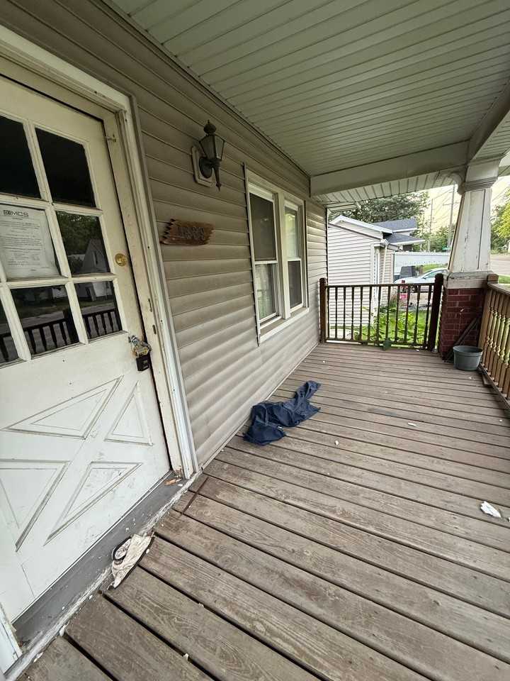 1439 N Jasper St - Photo 5 of 10