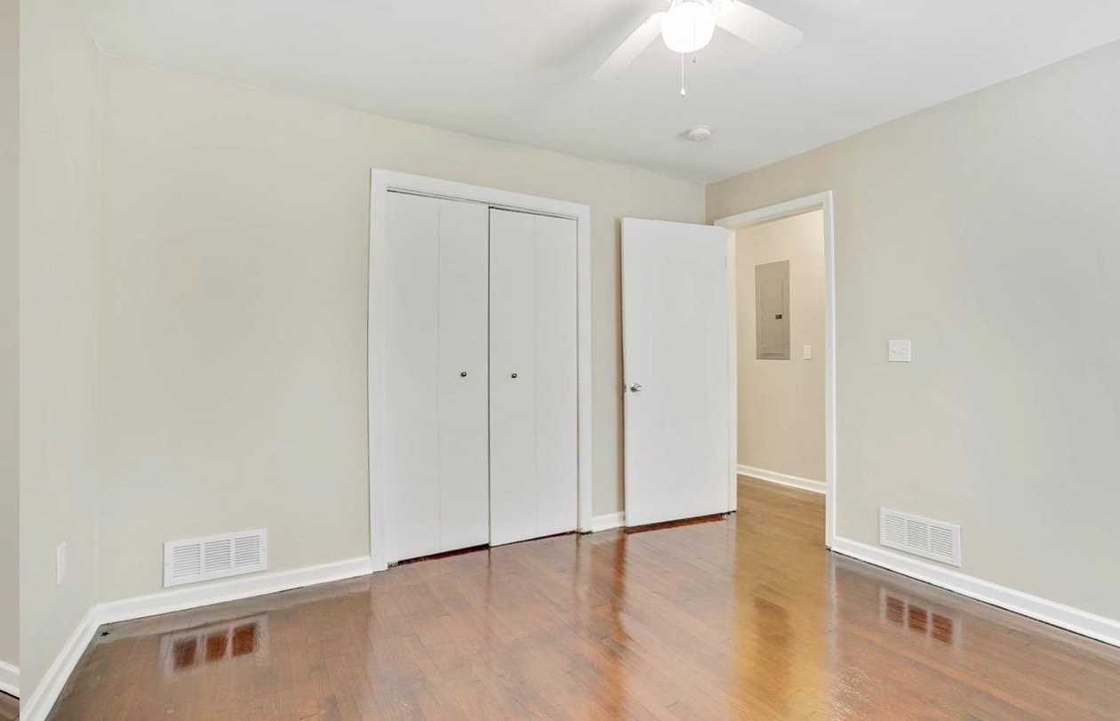 808 Bisson Loop - Photo 4 of 10