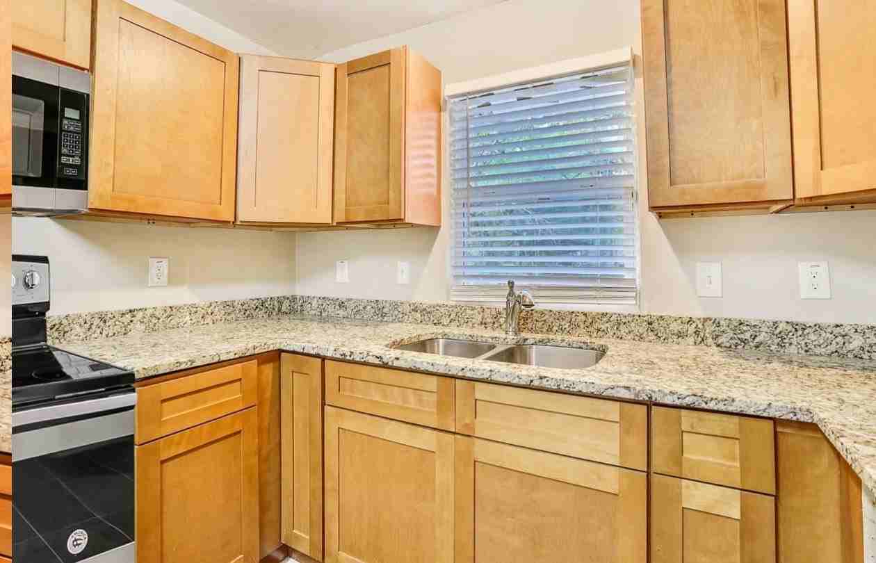 808 Bisson Loop - Photo 7 of 10