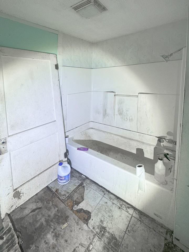 612 Neubert Ave - Photo 7 of 18