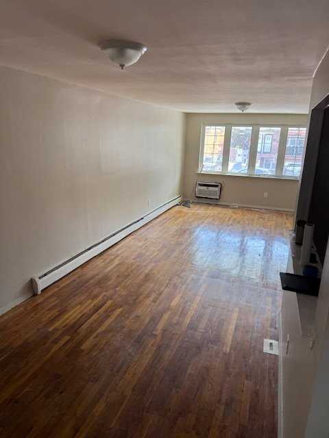 17 Paerdegatstreet #1stFL - Photo 4 of 11