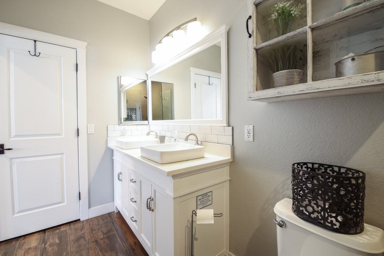 7444 S 30th Ter - Photo 6 of 19
