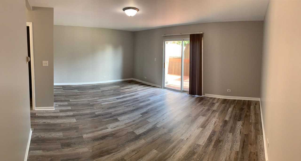 1637 Sheffield Dr - Photo 3 of 32