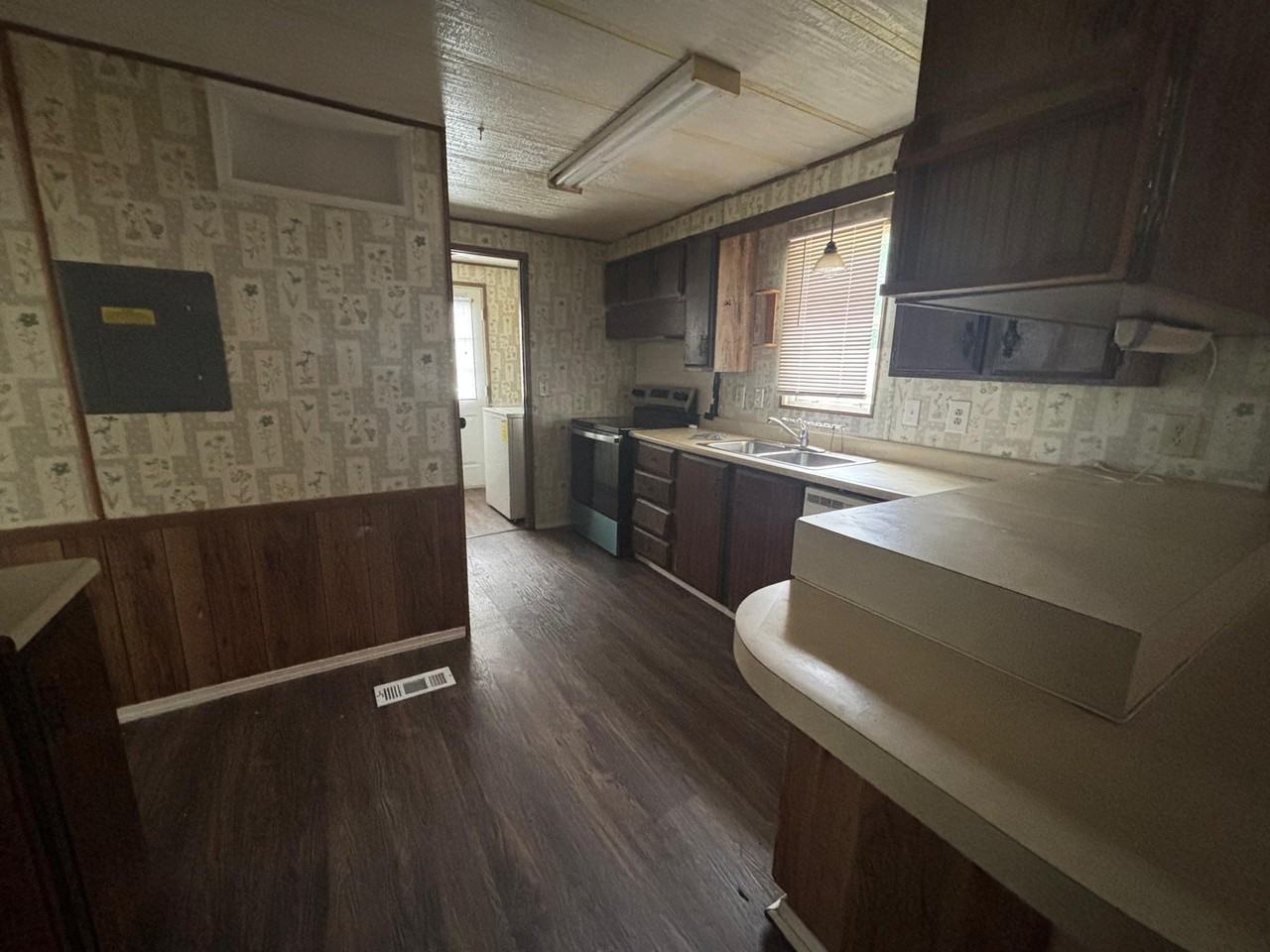 3392 Cupelo Rd - Photo 6 of 8