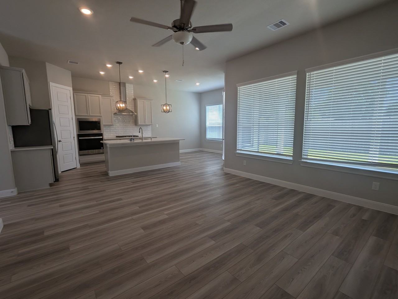 3011 Skyrock Dr - Photo 6 of 27