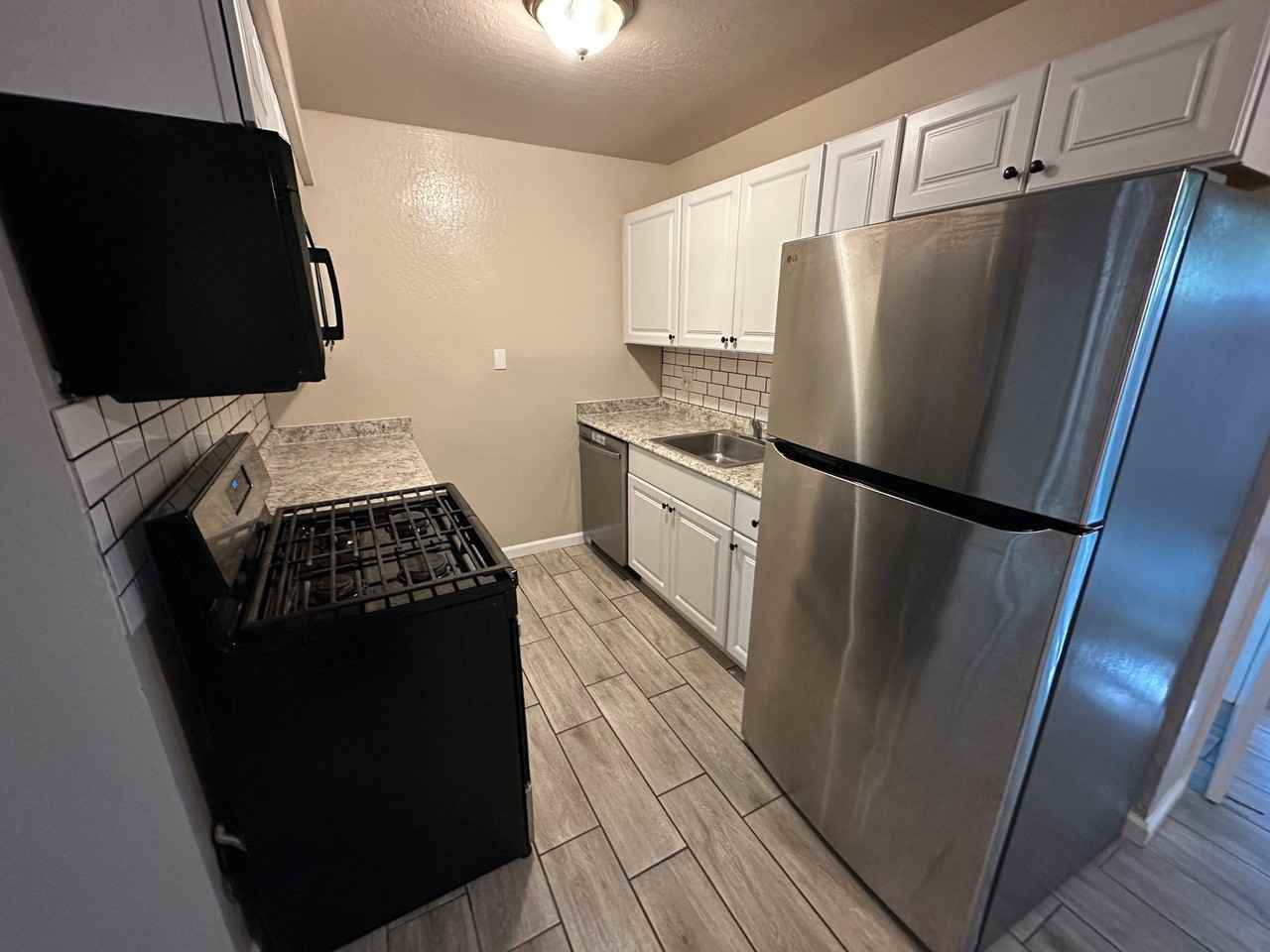 10273 Mills Station Rd #2 - Photo 6 of 20