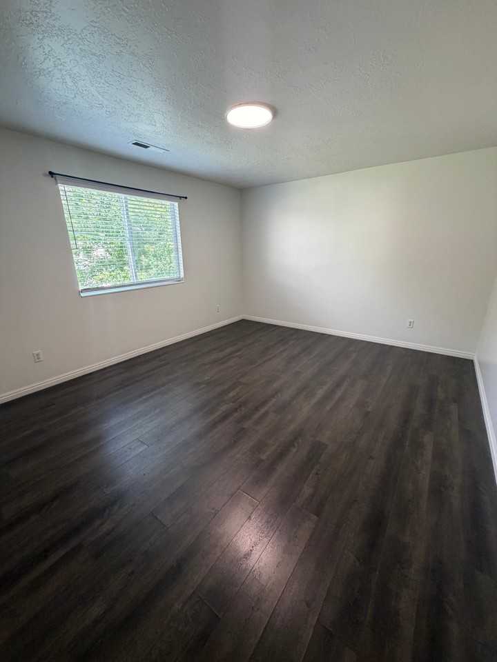 2421 Ne #B2 - Photo 6 of 11