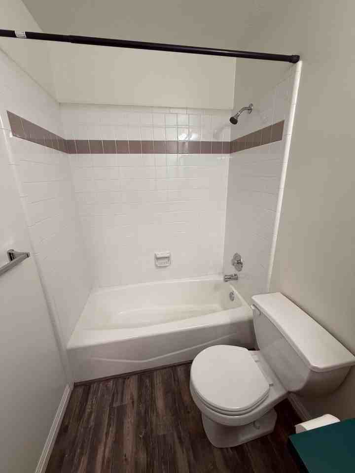 2421 Ne #B2 - Photo 7 of 11