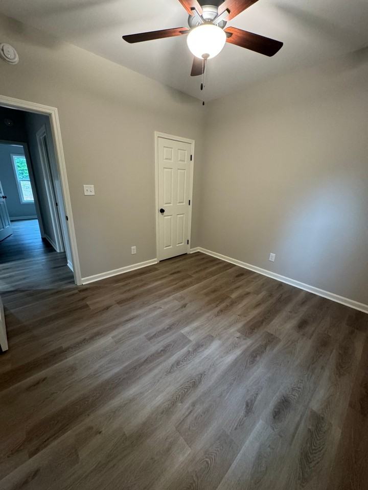 456 Huffman Dr - Photo 5 of 10