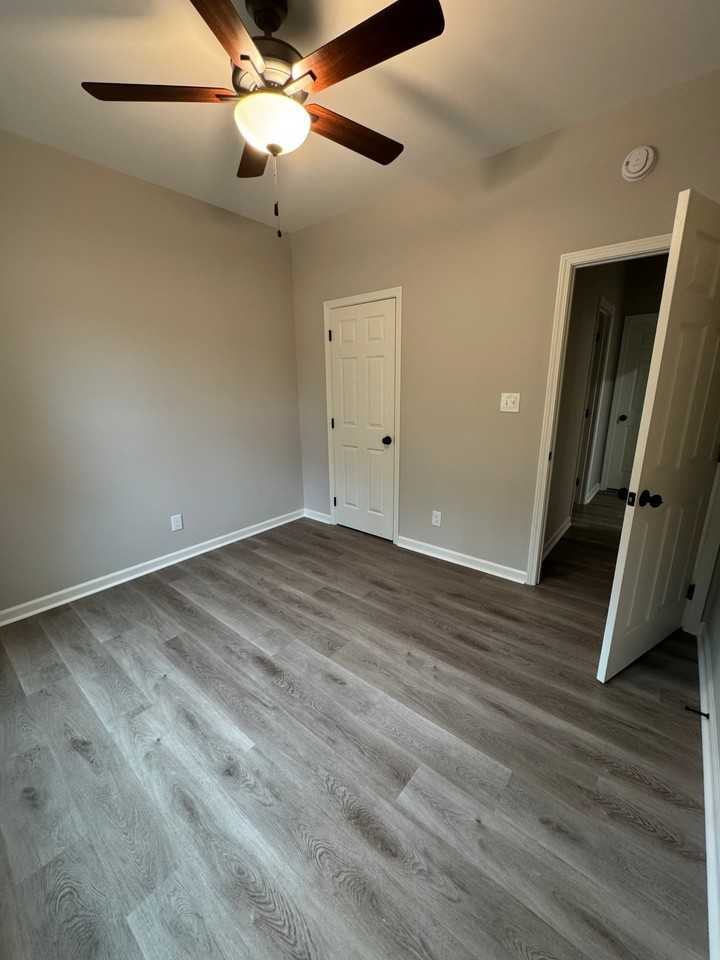 456 Huffman Dr - Photo 6 of 10