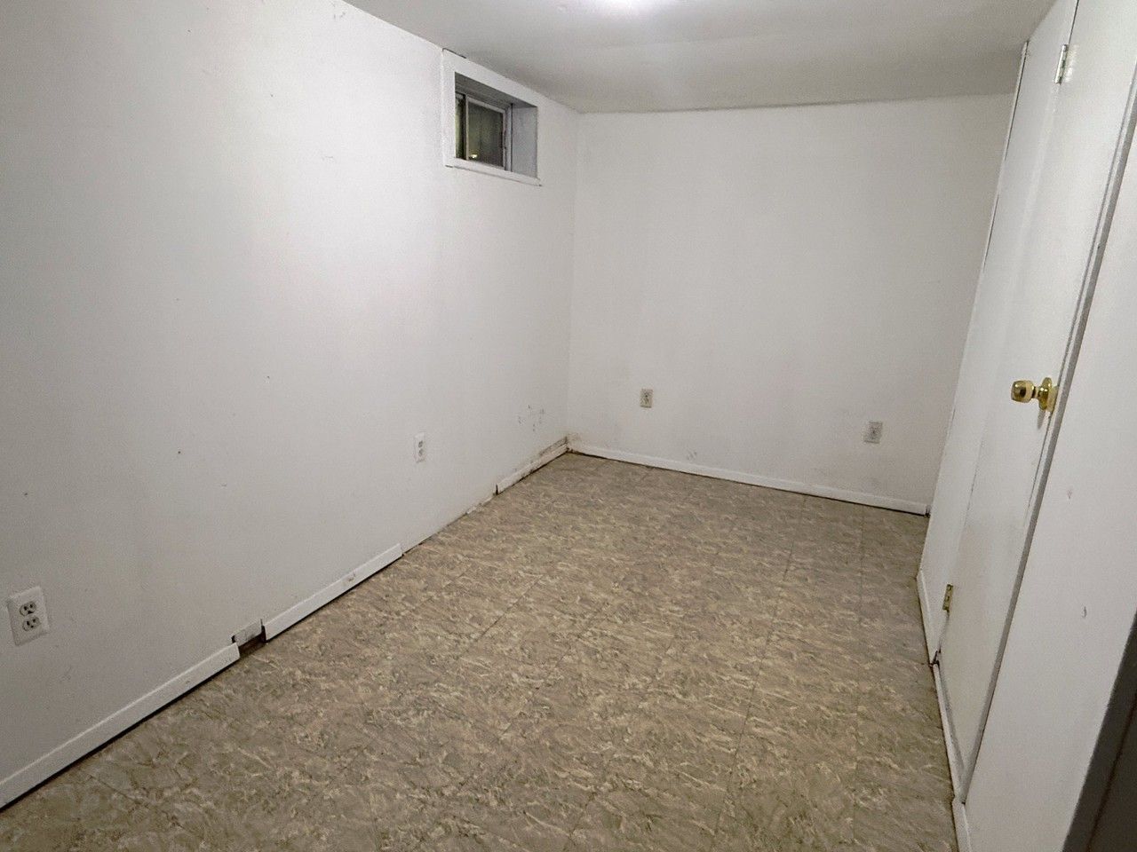 44 Madison Dr - Photo 7 of 12