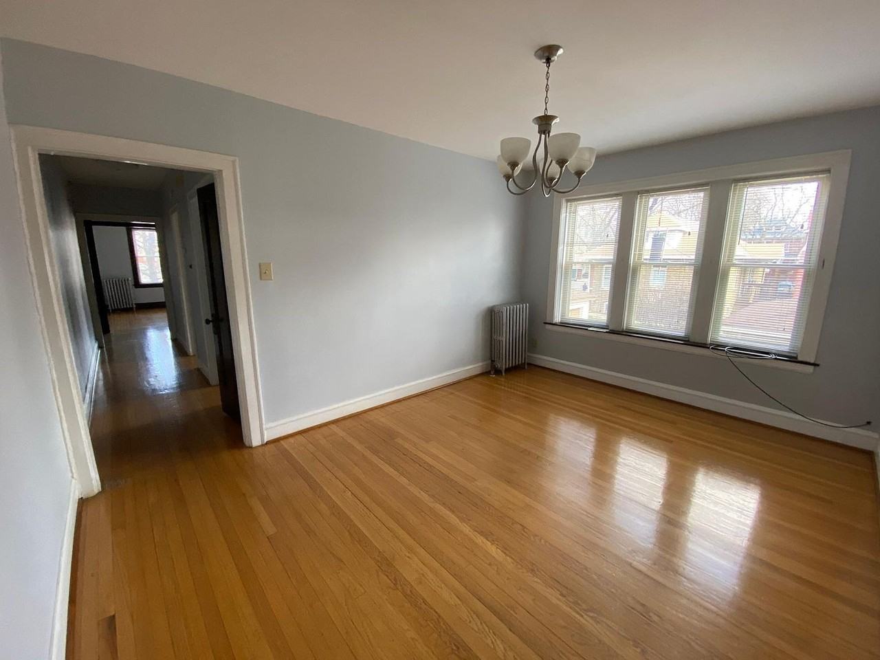 4415 W Ainslie St #1stFL - Photo 3 of 6