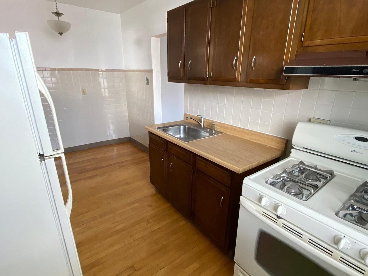 4415 W Ainslie St #1stFL - Photo 4 of 6