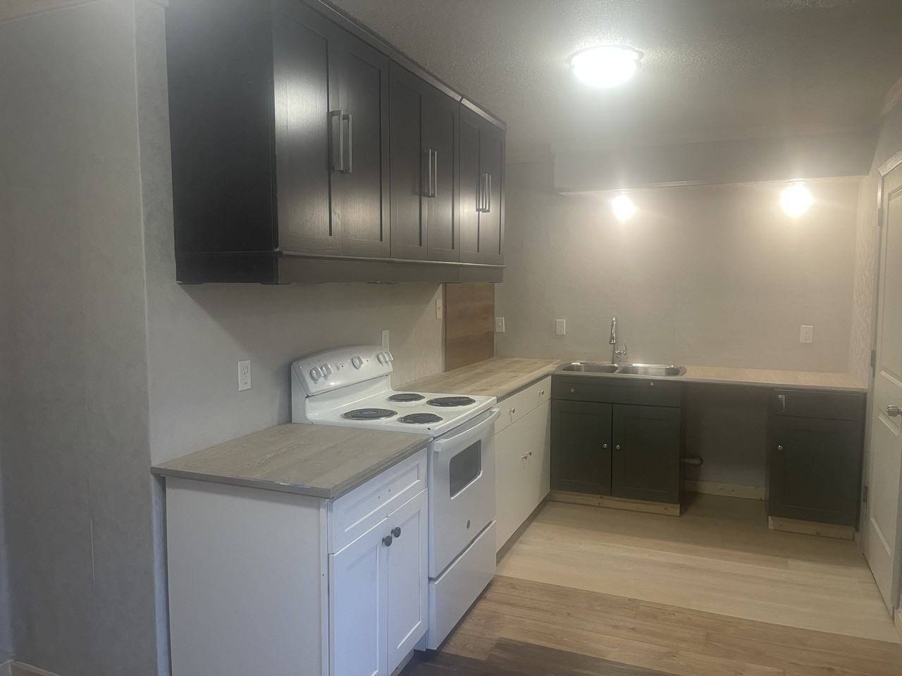 1593 Mississippi Blvd #NA - Photo 5 of 14