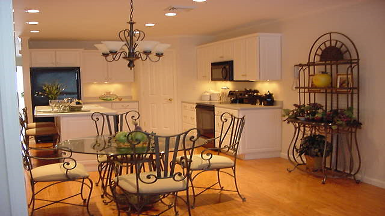 30 Glen Dr #4 - Photo 5 of 16