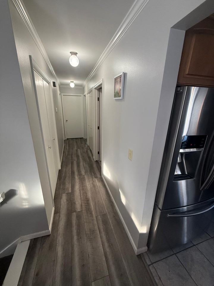13 Oak Glen Ct #NA - Photo 5 of 9