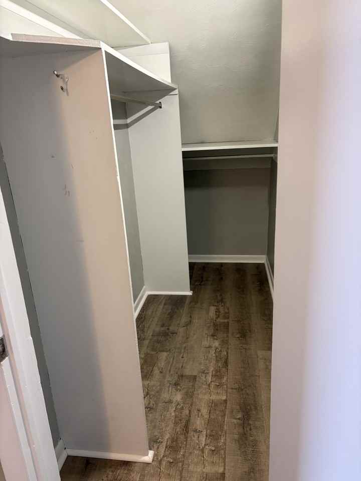 230 E Fairview Ave #4 - Photo 7 of 16